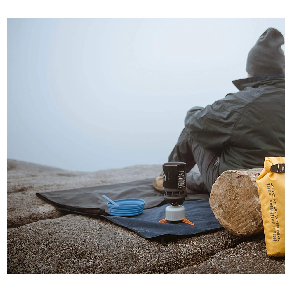 Alps Mountaineering Dayventure Waterproof Blanket 6 Alps Mountaineering Dayventure Waterproof Blanket - Image 4