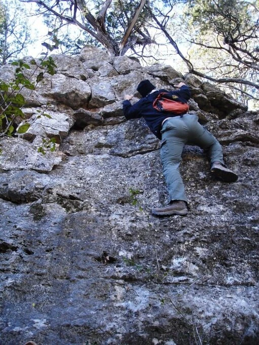 ALPS Mountaineering Cascade 4200 - Image 4