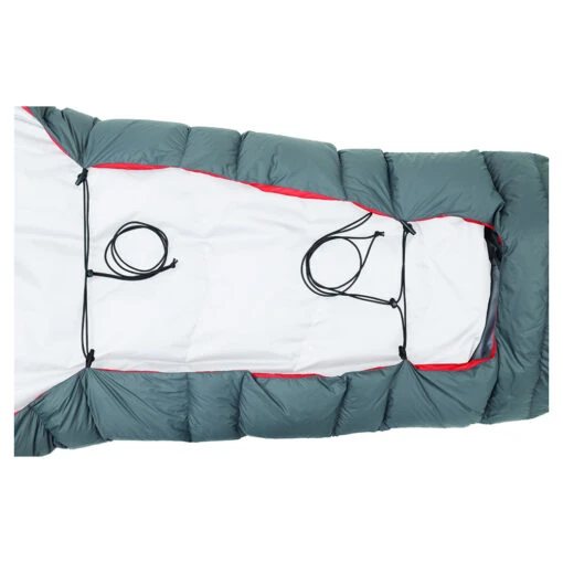Alps Mountaineering Pinnacle Quilt +35º - Image 9