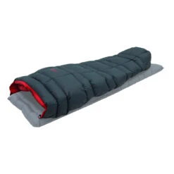 Alps Mountaineering Pinnacle Quilt +35º -Alps pinnacle quilt on airmat